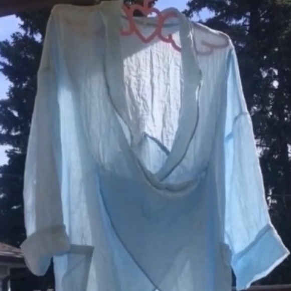 🎉Host pick 🎉  NEW! Linen blend , Cris cross, Irregular hem top - Picture 6 of 12